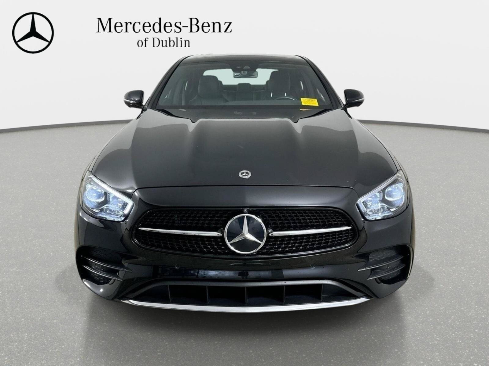 Used 2023 Mercedes-Benz E 350 4MATIC Sedan image 2
