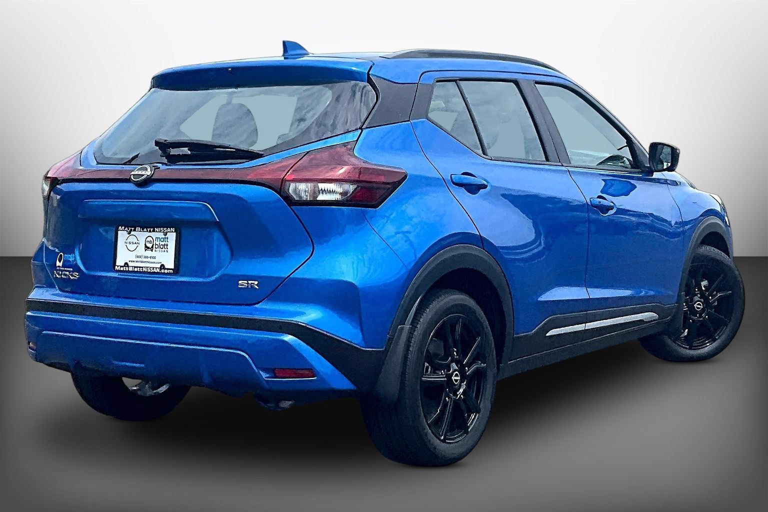 Certified 2023 Nissan Kicks SR w/ SR Premium Package FWD image 12