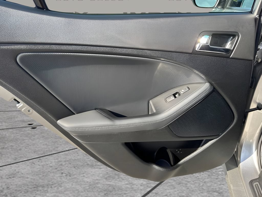 Used 2013 Kia Optima SX w/ Premium Touring Pkg FWD image 26