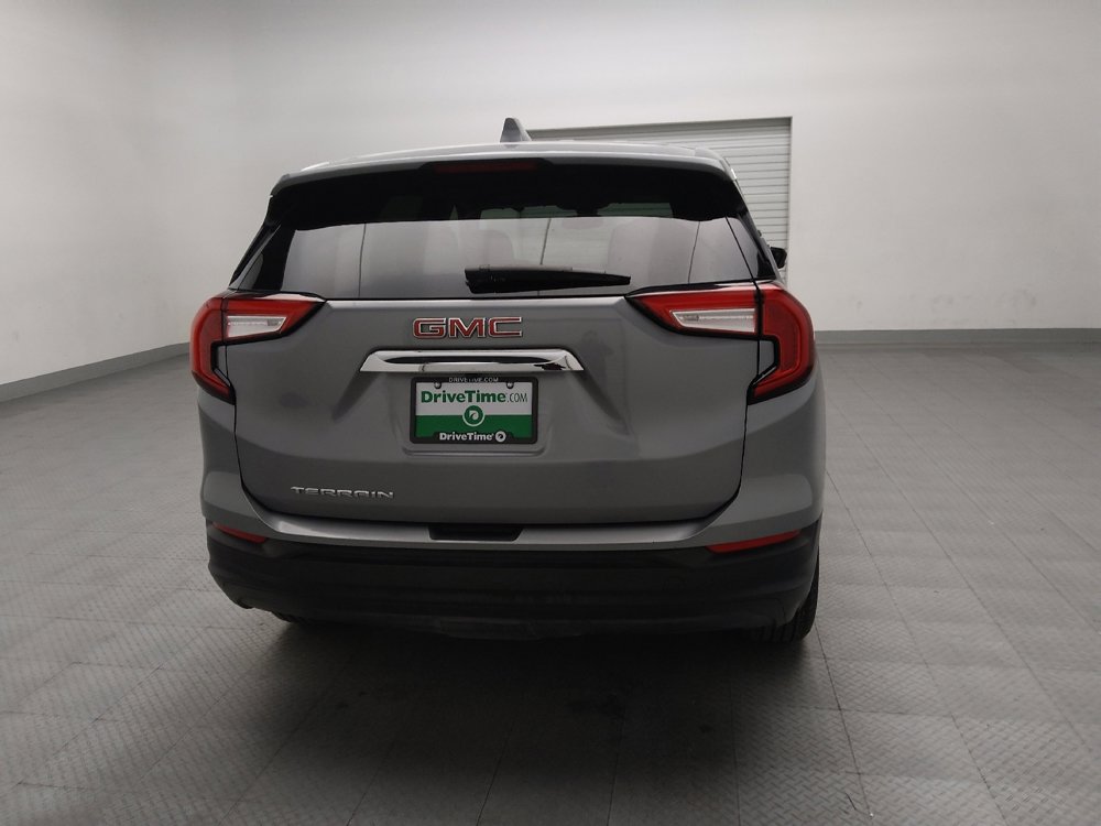 Used 2023 GMC Terrain SLE image 7