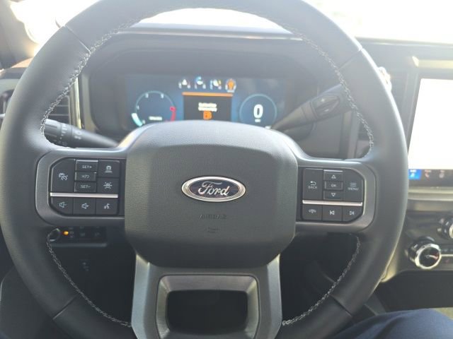 New 2025 Ford F250 Lariat w/ Lariat Ultimate Package AWD/4WD image 18