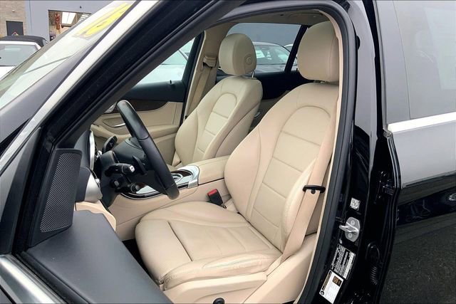 Used 2018 Mercedes-Benz GLC 300 4MATIC image 6