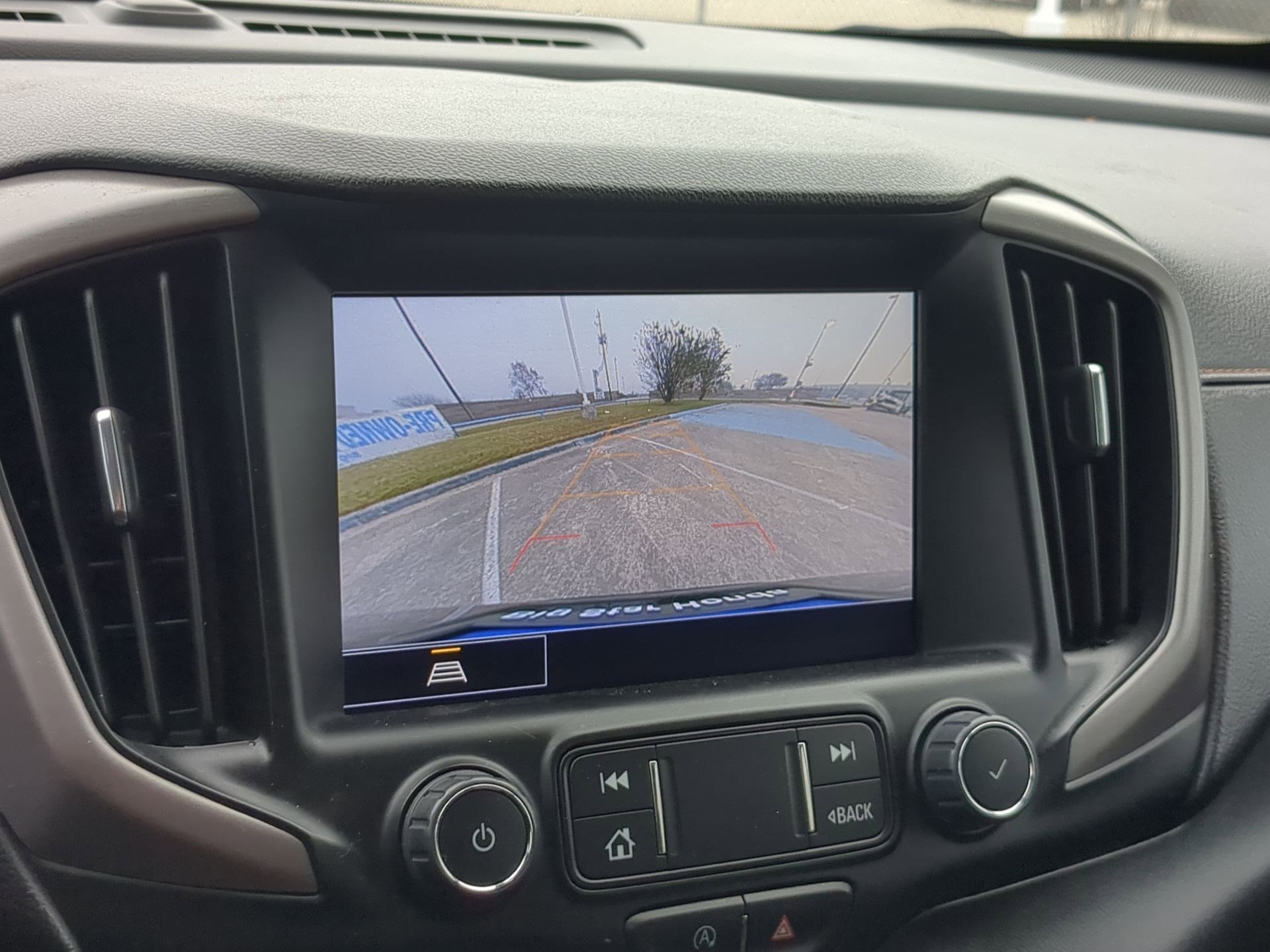 Used 2023 GMC Terrain AT4 image 23