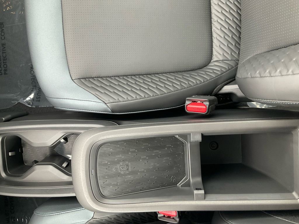 New 2026 Nissan Leaf Platinum+ w/ Cargo Package (Platinum+) image 23