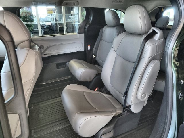 New 2026 Toyota Sienna XLE AWD/4WD image 23