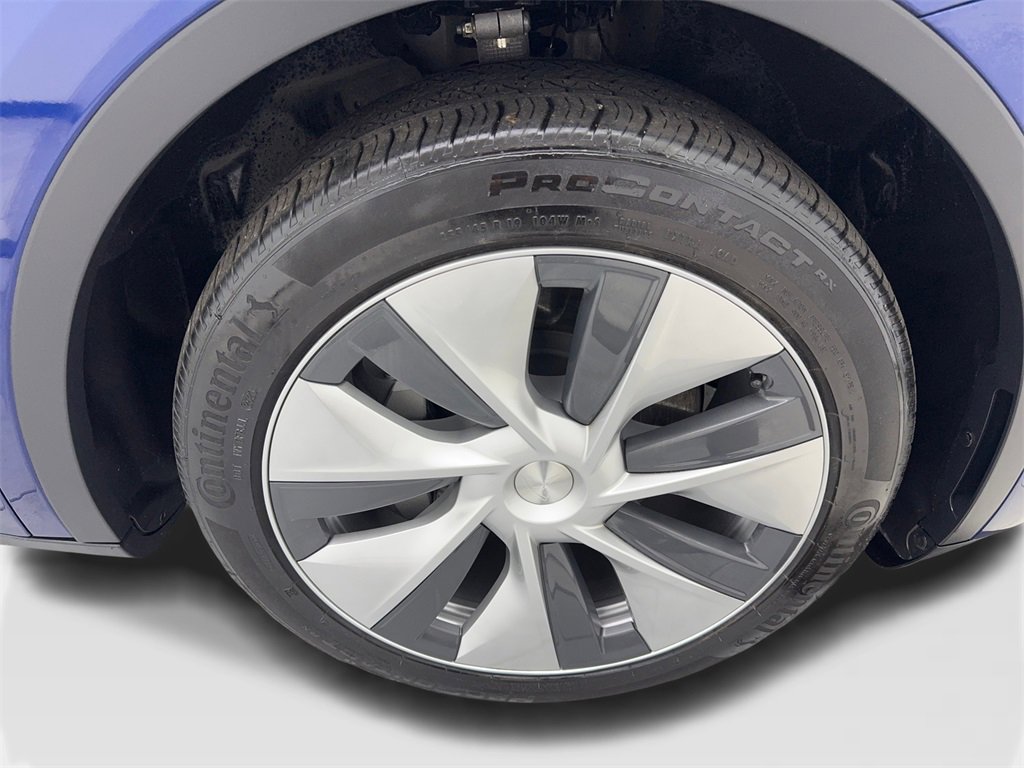 Used 2022 Tesla Model Y Long Range image 76