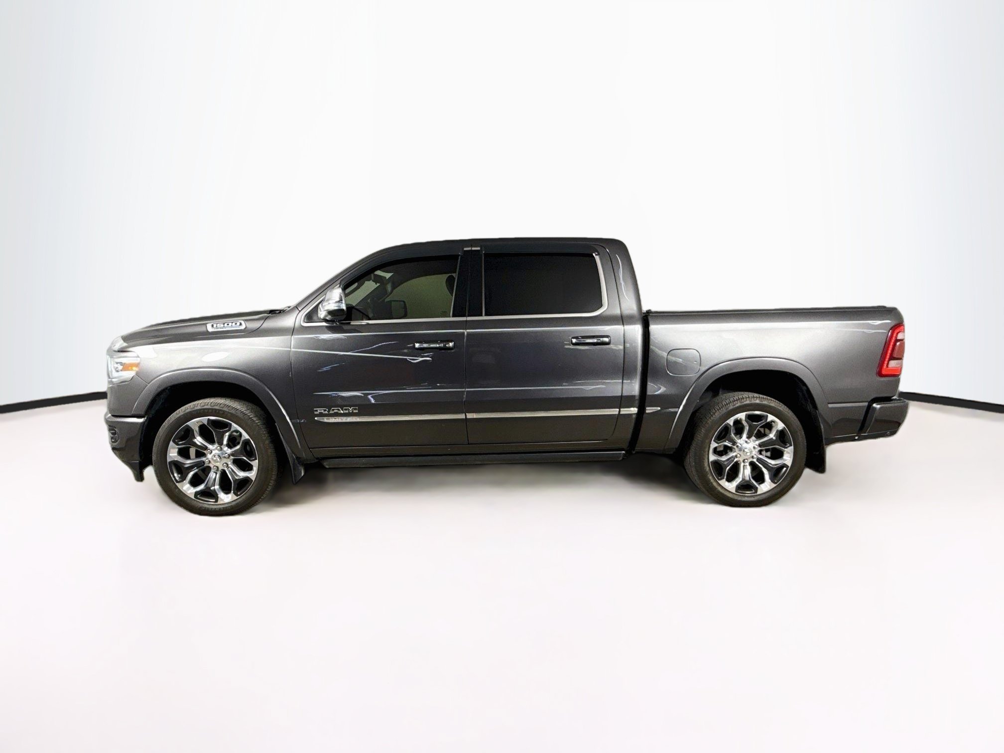 Used 2022 RAM 1500 Limited RWD image 7