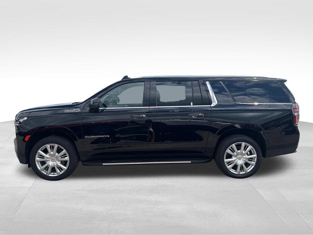 Used 2024 Chevrolet Suburban High Country AWD/4WD image 2