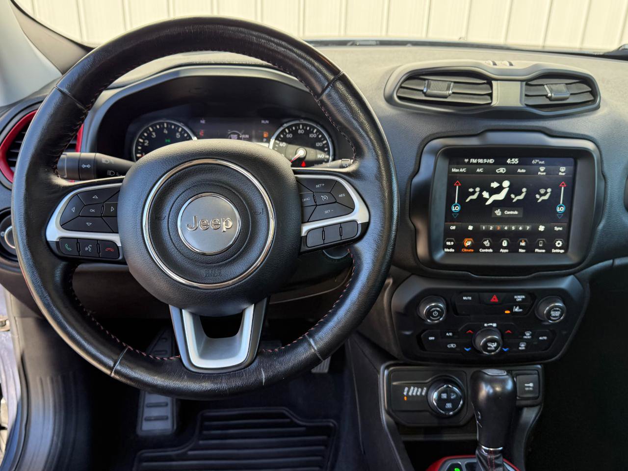 Used 2021 Jeep Renegade Trailhawk w/ Sun & Sound Group image 10