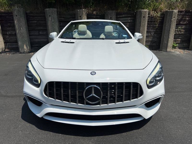 Used 2017 Mercedes-Benz SL 550 image 6