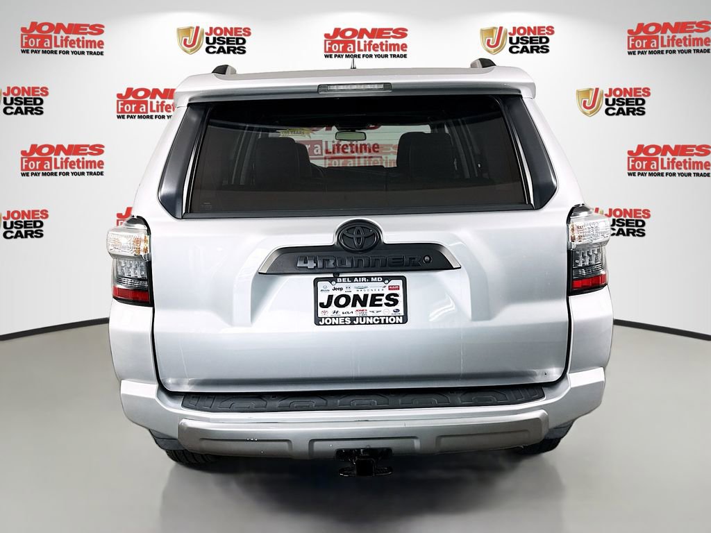 Used 2019 Toyota 4Runner TRD Off-Road Premium AWD/4WD image 15