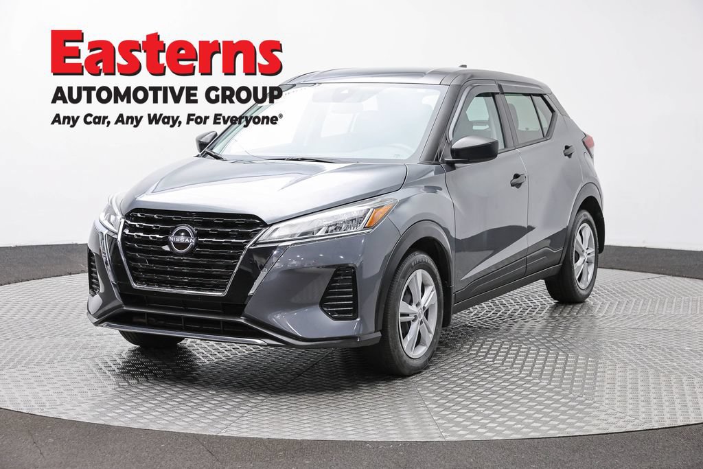 Used 2024 Nissan Kicks S FWD image 1