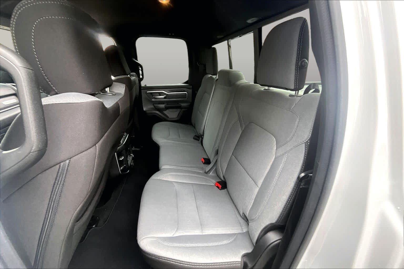 Used 2022 RAM 1500 Big Horn AWD/4WD image 19