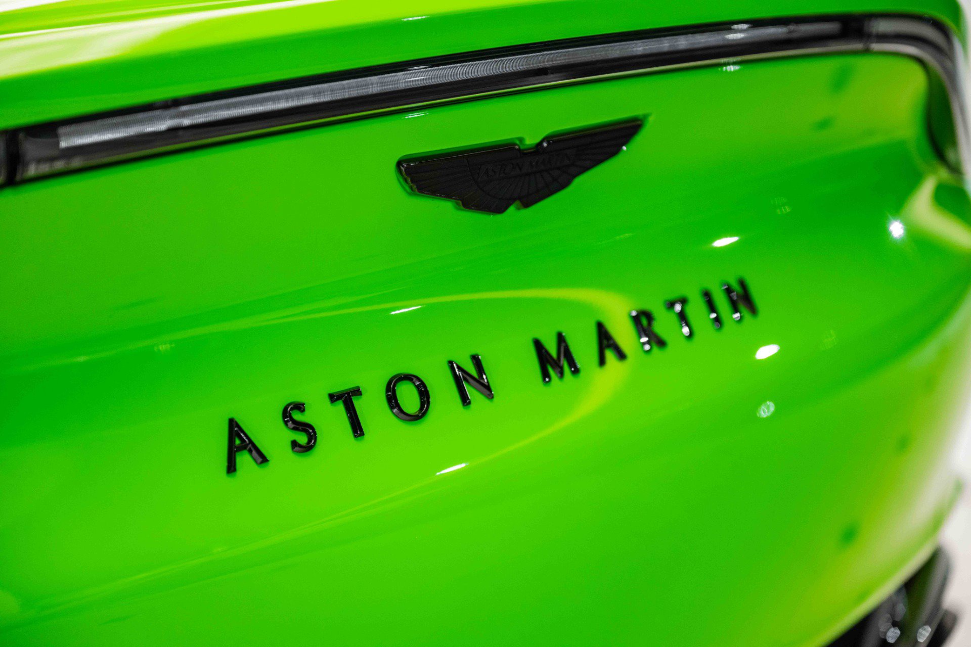 Used 2024 Aston Martin DBX 707 image 8