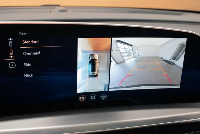 Used 2025 Cadillac Lyriq Sport w/ LPO, Floor Liner Package AWD/4WD image 29
