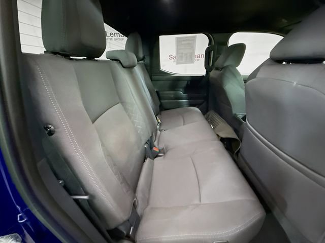 Used 2025 Toyota Tacoma SR5 AWD/4WD image 26