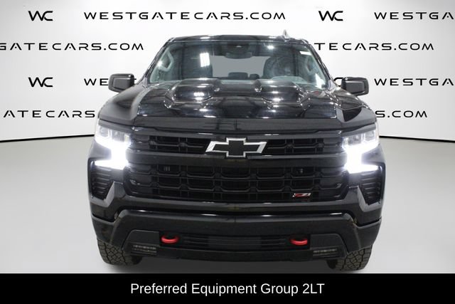 Used 2023 Chevrolet Silverado 1500 LT Trail Boss AWD/4WD image 2