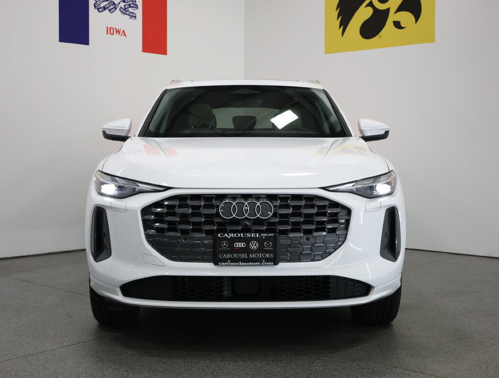 Used 2025 Audi Q5 Premium w/ Convenience Package AWD/4WD image 7