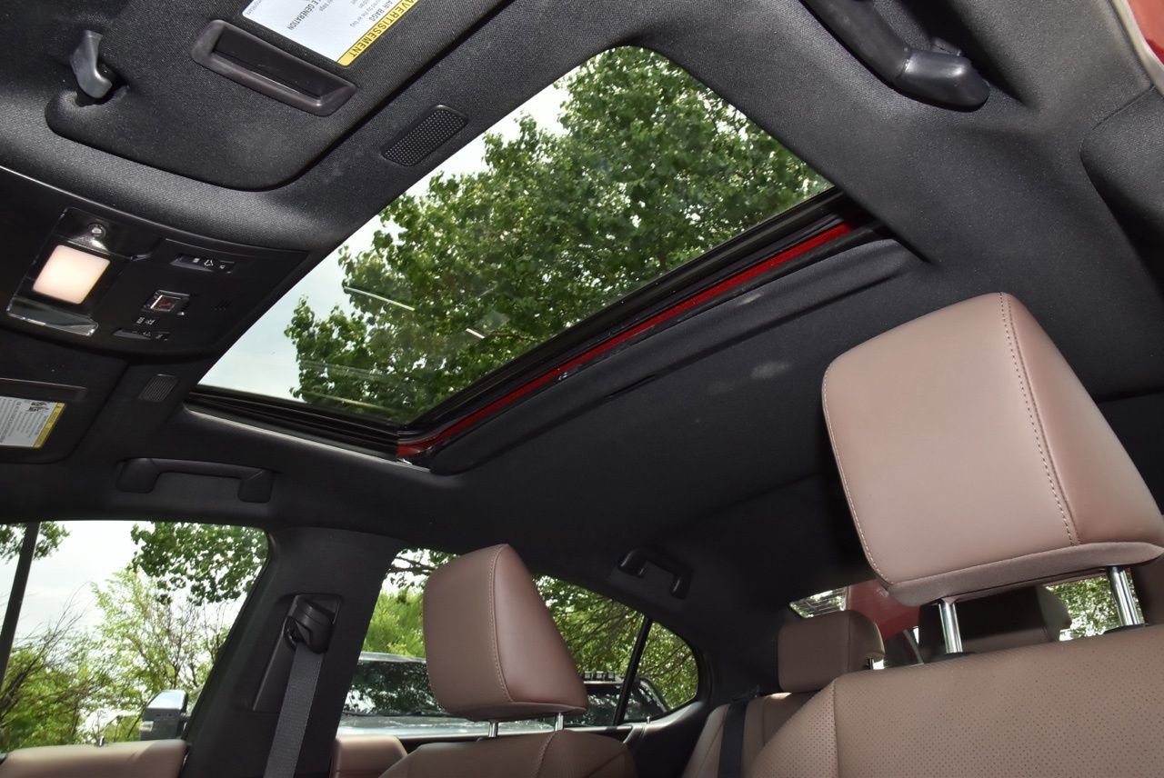 Used 2023 Lexus ES 350 w/ Premium Package FWD image 31