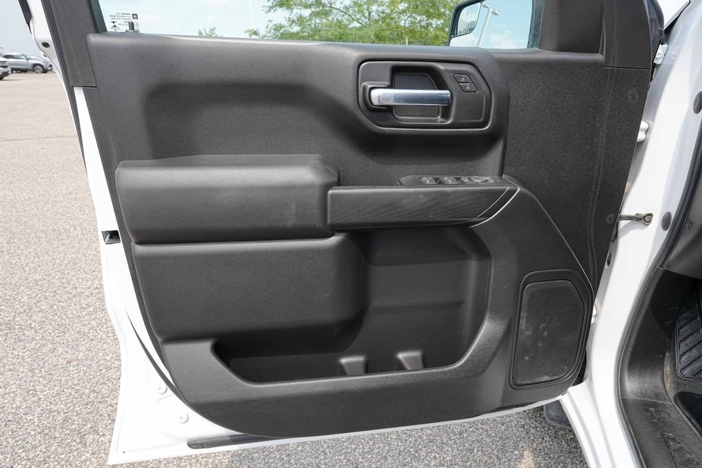 Used 2020 Chevrolet Silverado 1500 Custom w/ Trailering Package AWD/4WD image 24