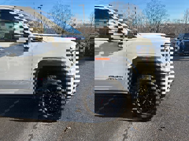 New 2025 GMC Sierra 2500 AT4 w/ AT4 Premium Plus Package image 5