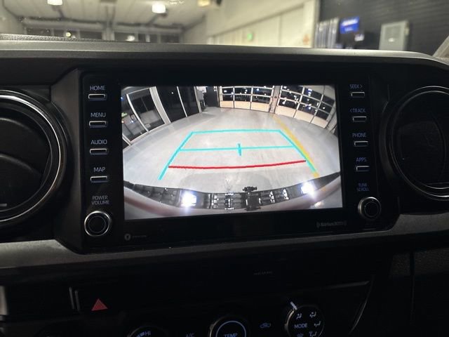 Used 2020 Toyota Tacoma TRD Off-Road w/ Technology Package image 21