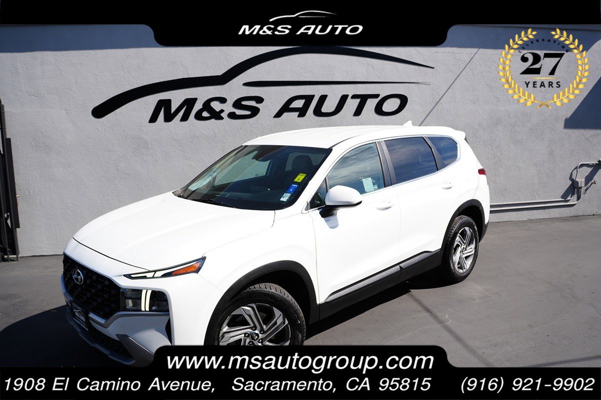 Used 2021 Hyundai Santa Fe SE image 1