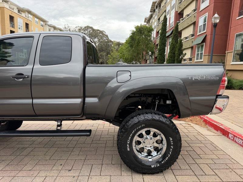 Used 2013 Toyota Tacoma PreRunner w/ TRD Off-Road Pkg RWD image 24