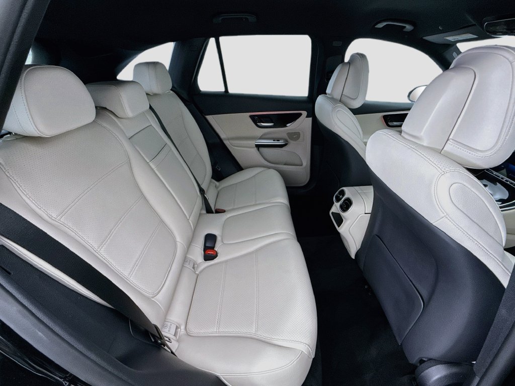 Certified 2026 Mercedes-Benz GLC 300 image 20