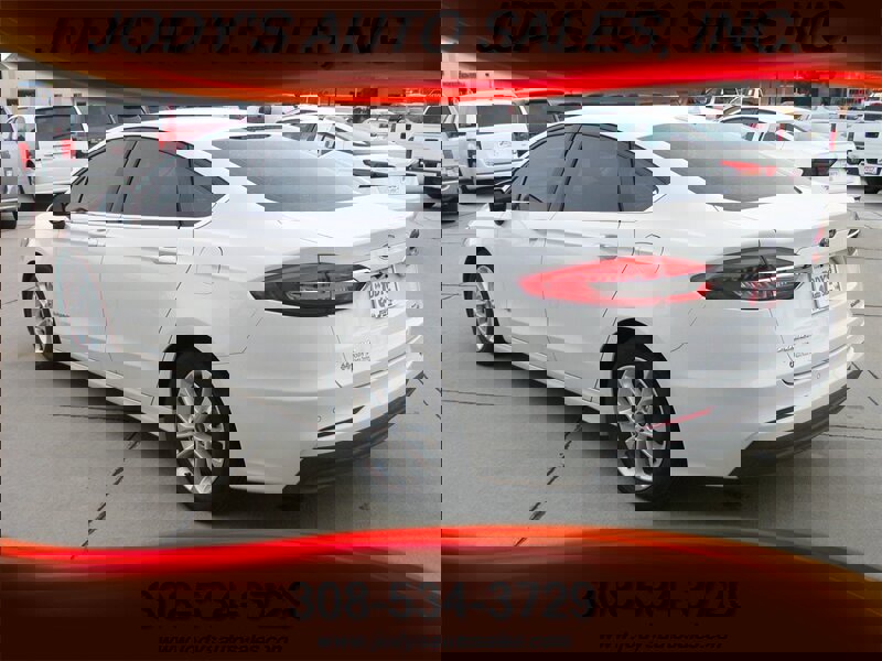 Used 2019 Ford Fusion SE image 34