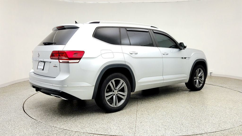 Used 2018 Volkswagen Atlas SEL w/ R-Line Package AWD/4WD image 5