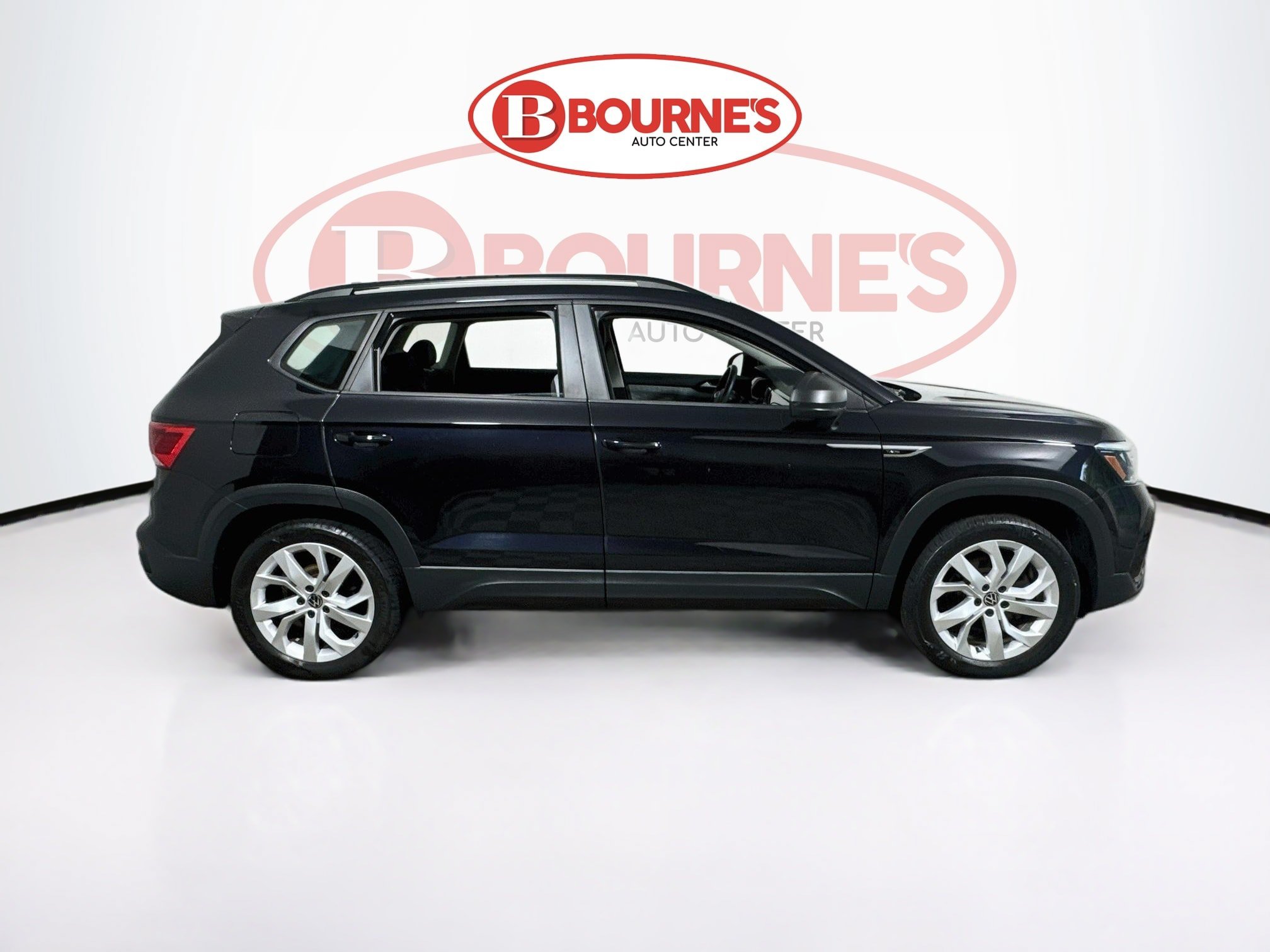 Used 2023 Volkswagen Taos S w/ Driver Assistance Package AWD/4WD image 11