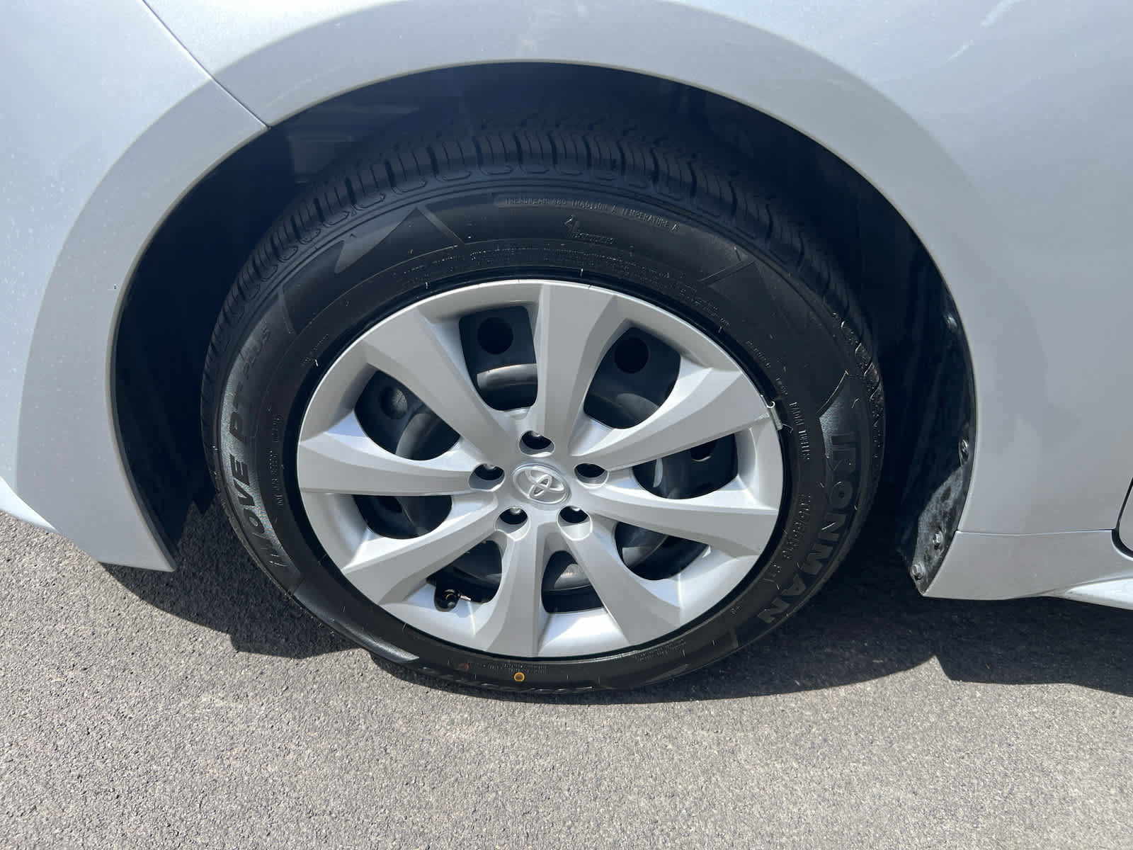 Certified 2026 Toyota Corolla LE FWD image 6