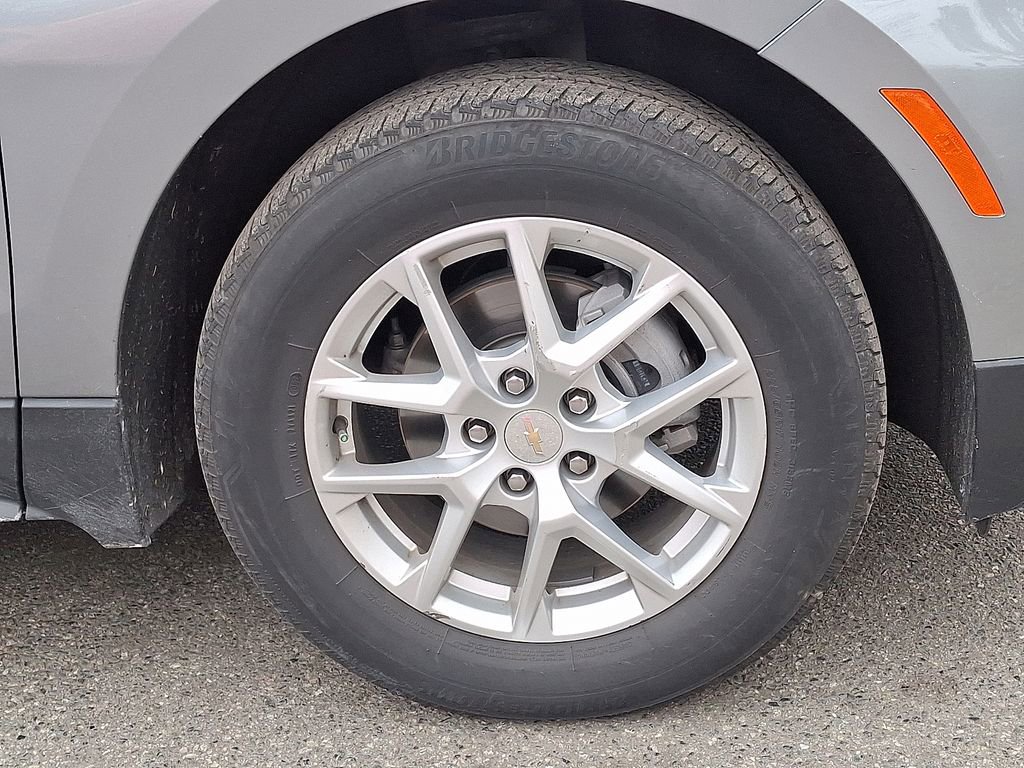 Used 2024 Chevrolet Equinox LT w/ LPO, Floor Liner Package image 33