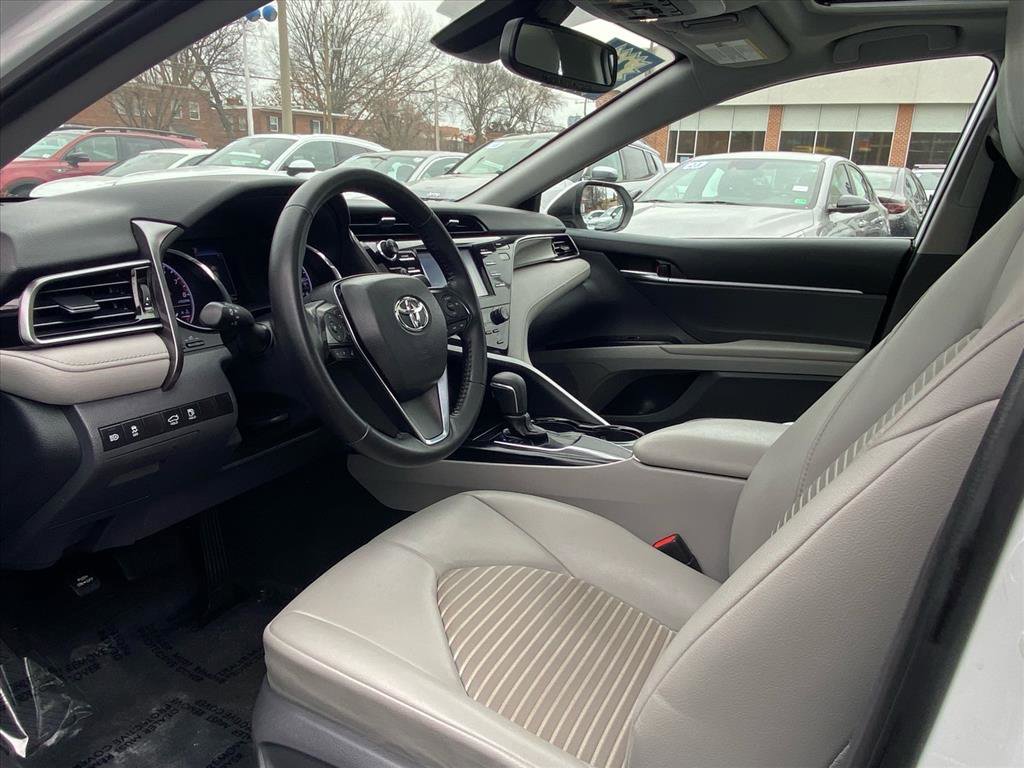 Used 2019 Toyota Camry SE image 13