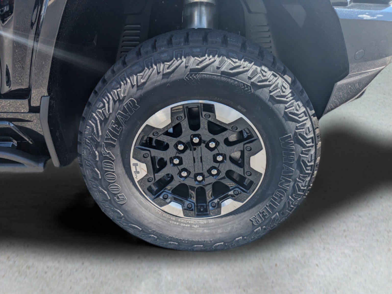 New 2025 GMC Hummer EV 3X w/ Extreme Off-Road Package image 11