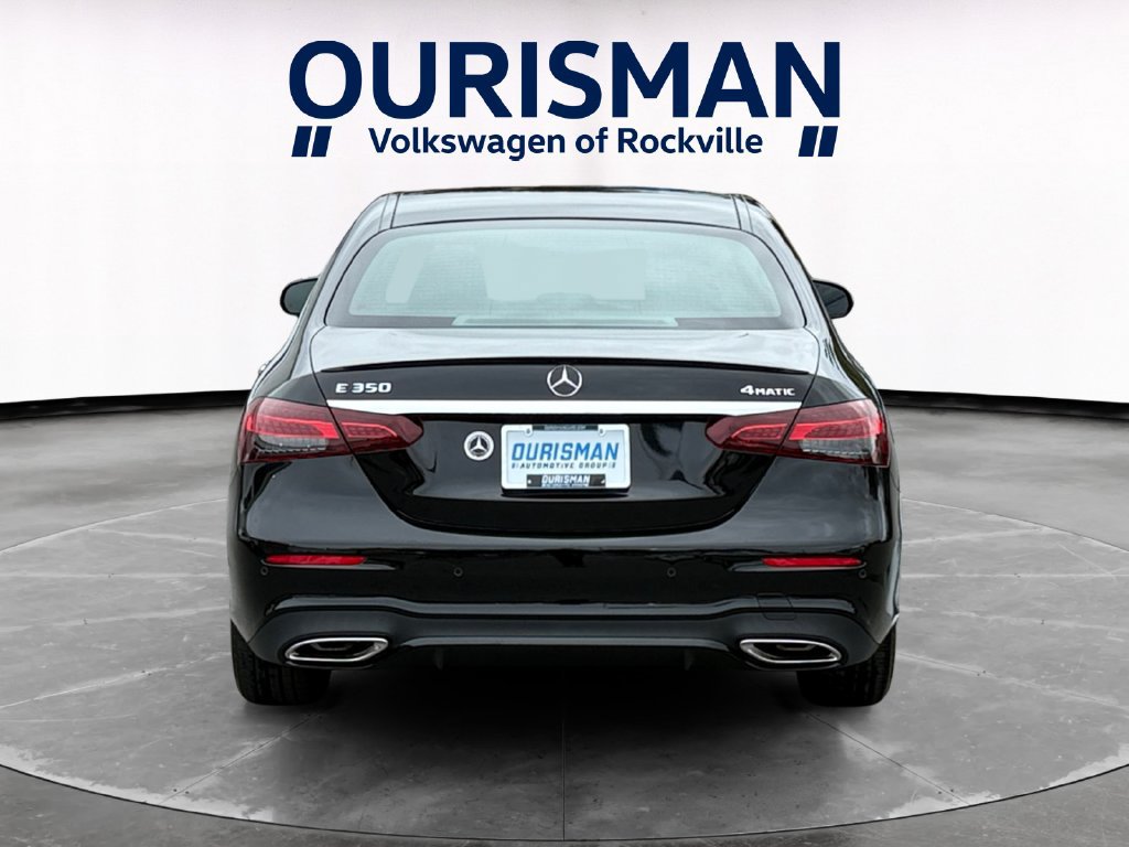 Used 2023 Mercedes-Benz E 350 4MATIC Sedan image 5