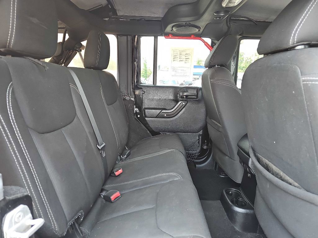 Used 2014 Jeep Wrangler Unlimited Rubicon w/ Connectivity Group image 46