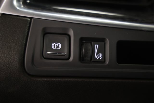 Used 2023 Cadillac XT5 Premium Luxury AWD/4WD image 25