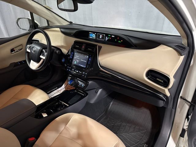 Used 2017 Toyota Prius Four w/ Advanced Technology Package image 26