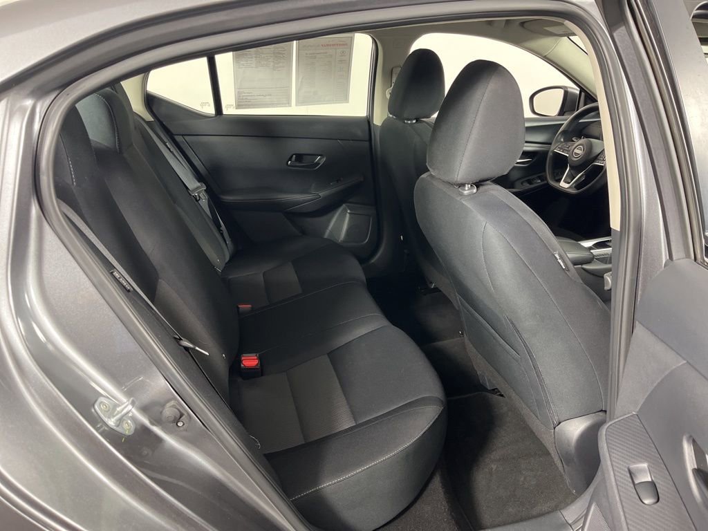 Used 2024 Nissan Sentra SV image 7