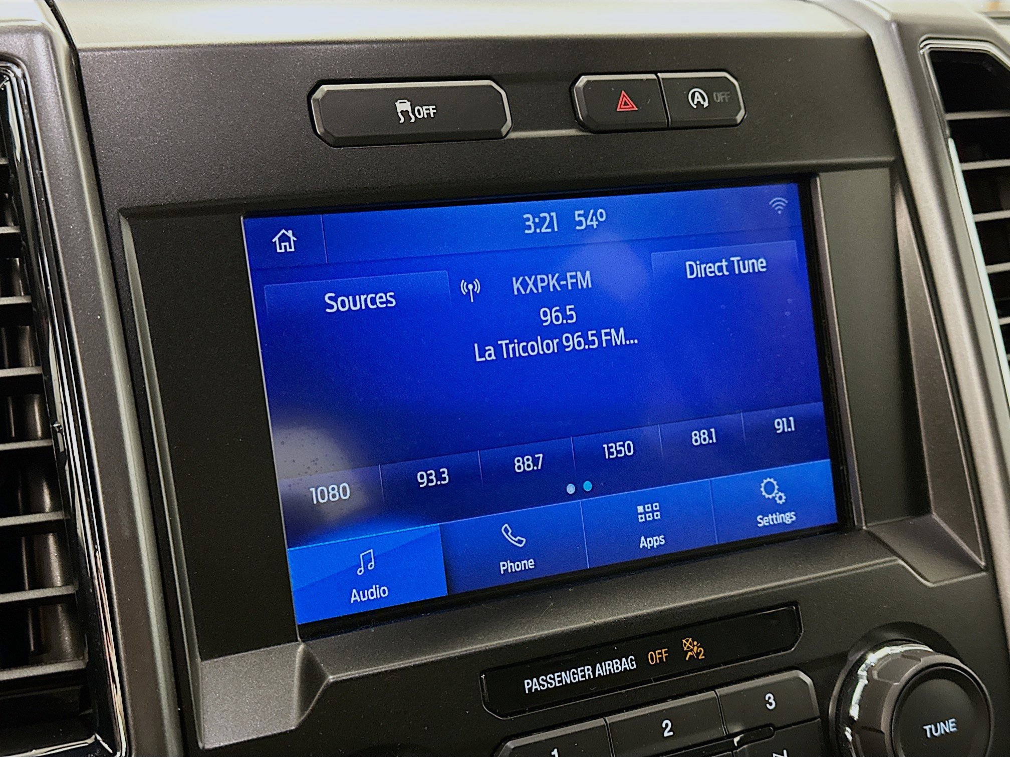 Used 2020 Ford F150 XLT image 21