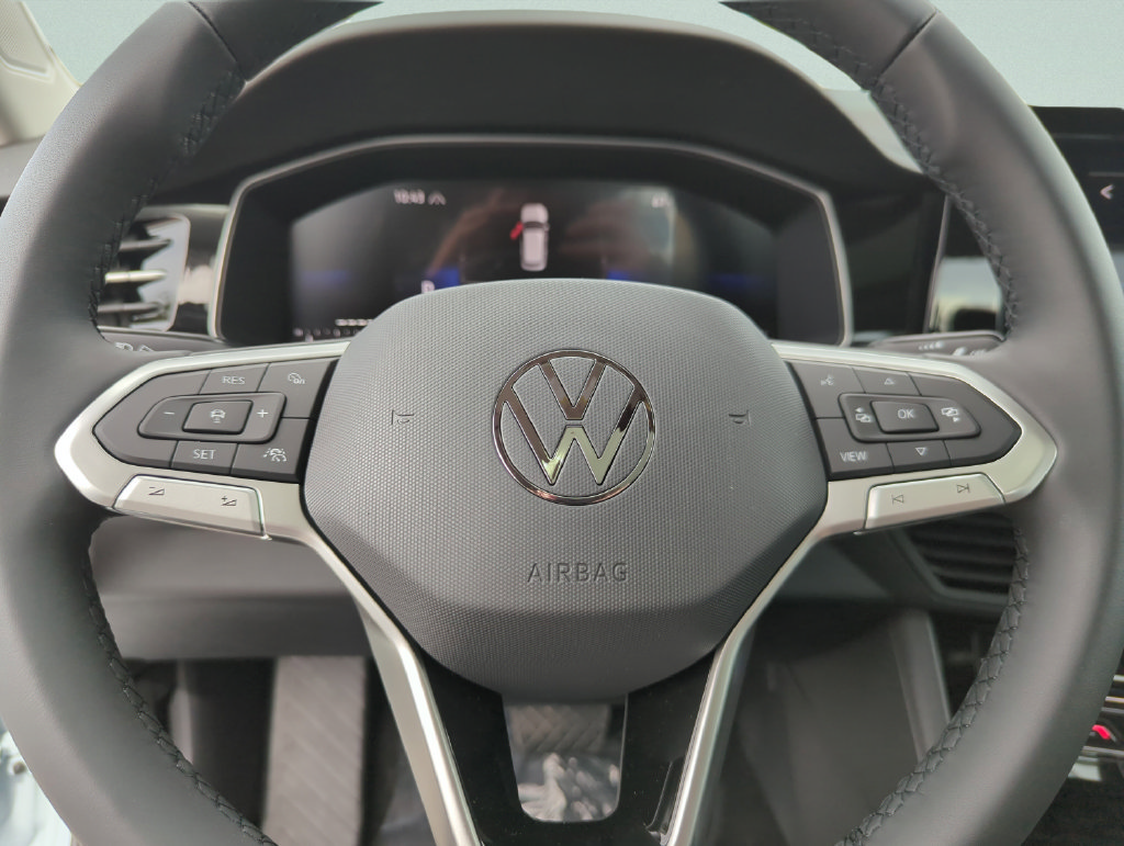 New 2026 Volkswagen Jetta SE FWD image 46