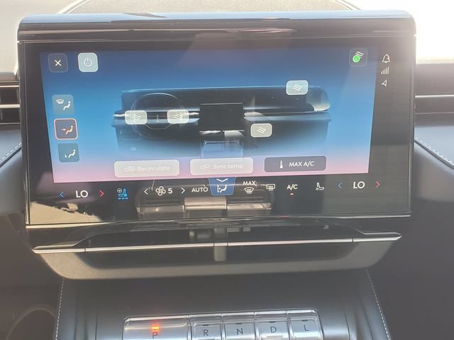 Certified 2024 Lincoln Nautilus Reserve w/ Equipment Group 202A AWD/4WD image 25