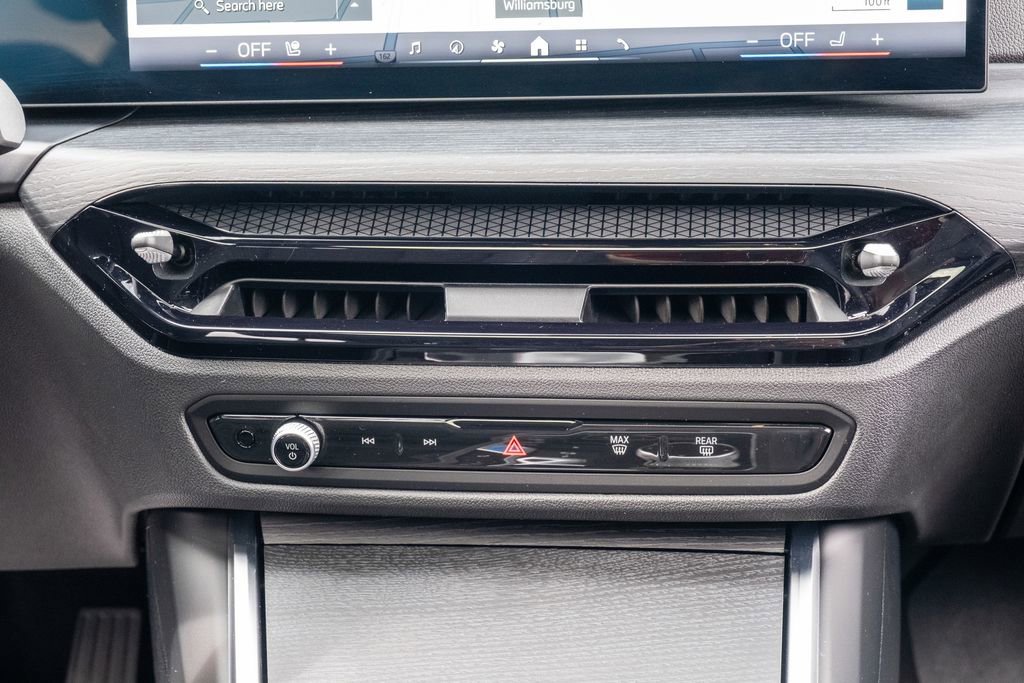 Used 2025 BMW i4 eDrive40 w/ Premium Package image 21