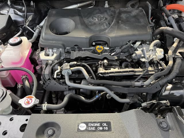 Used 2022 Toyota RAV4 SE AWD/4WD image 33