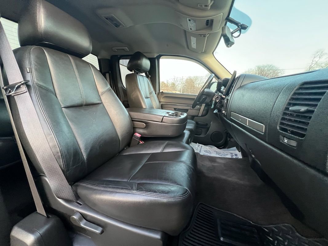 Used 2013 GMC Sierra 1500 SLE w/ Power Tech Package image 28