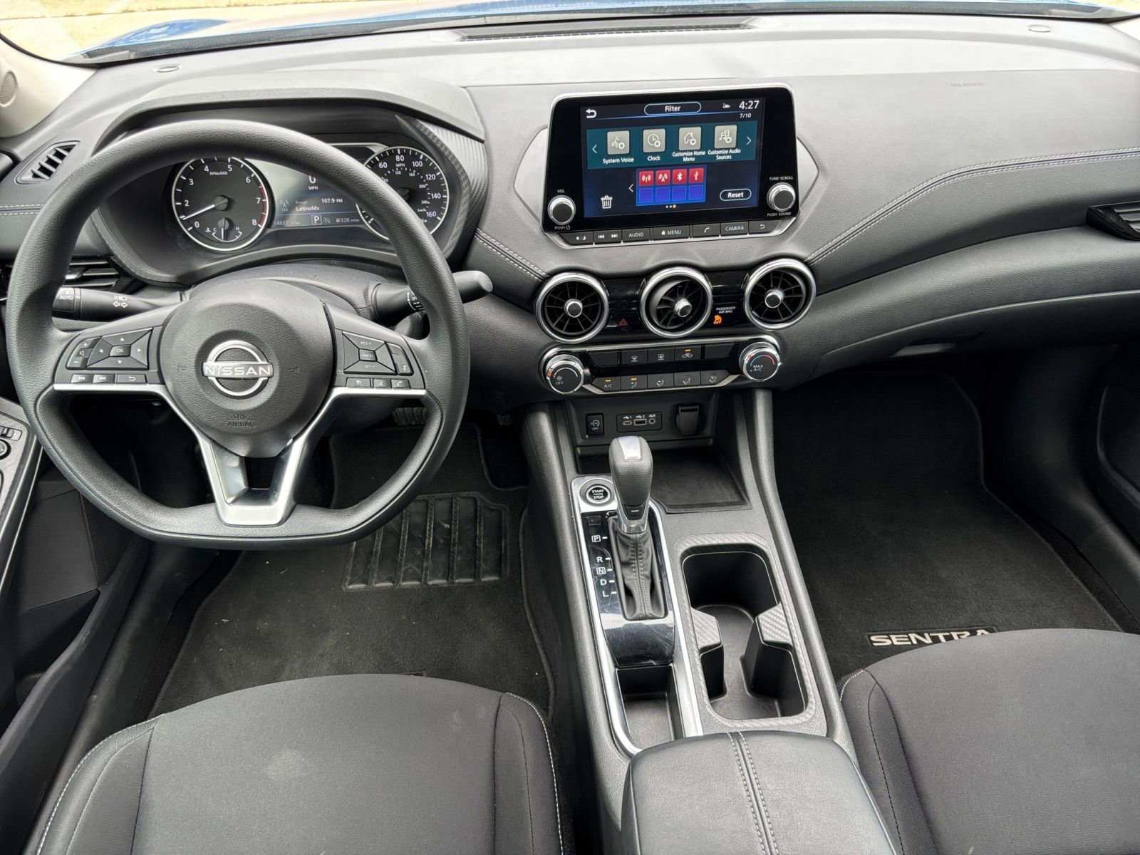 Used 2025 Nissan Sentra SV image 17