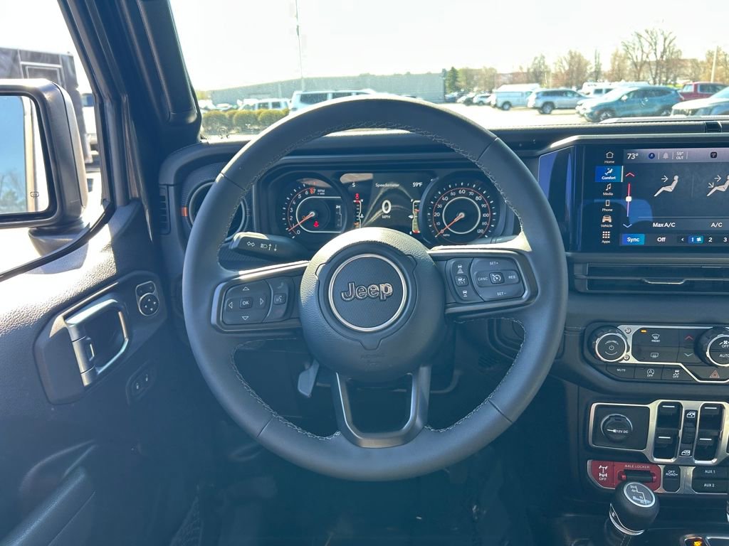 Certified 2025 Jeep Gladiator Mojave image 10