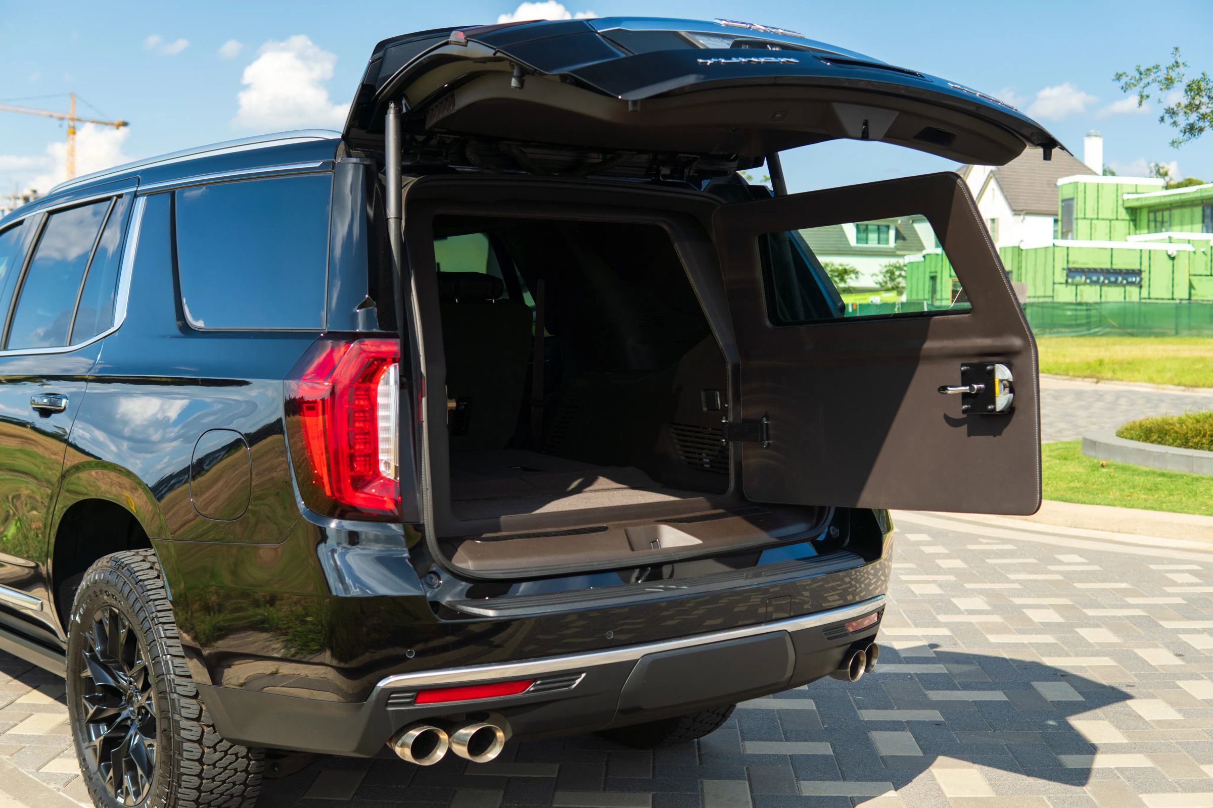 Used 2024 GMC Yukon Denali w/ Max Trailering Package image 23